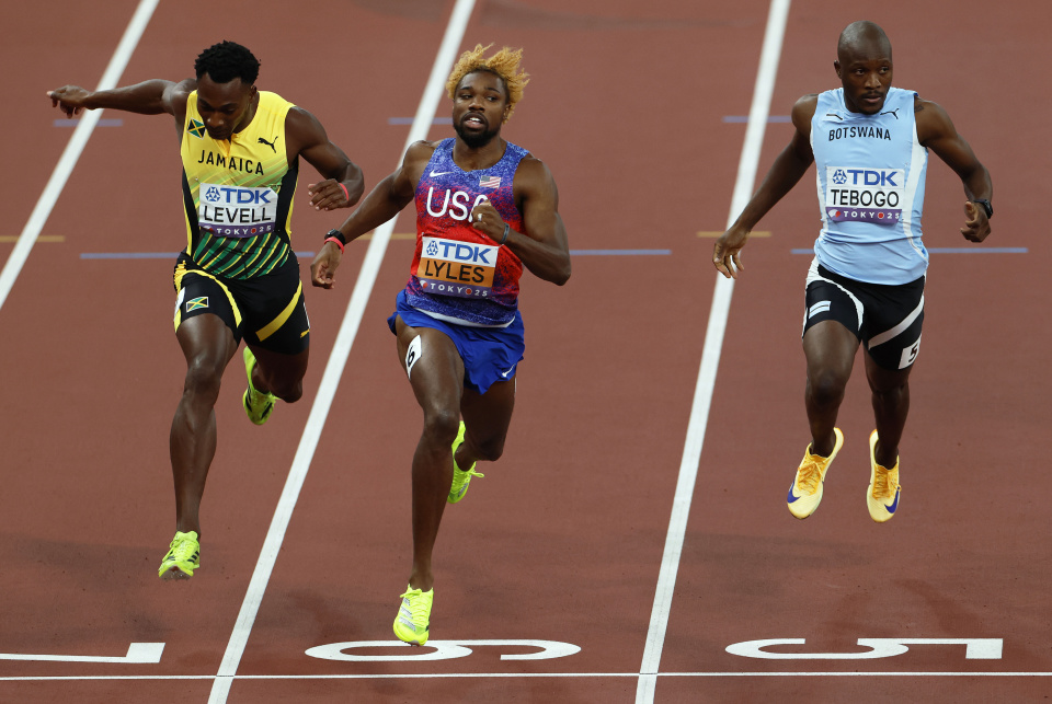 达拉瓦莱率, OxwV, 赛金牌的垄 达拉瓦莱率, OxwV, 赛金牌的垄