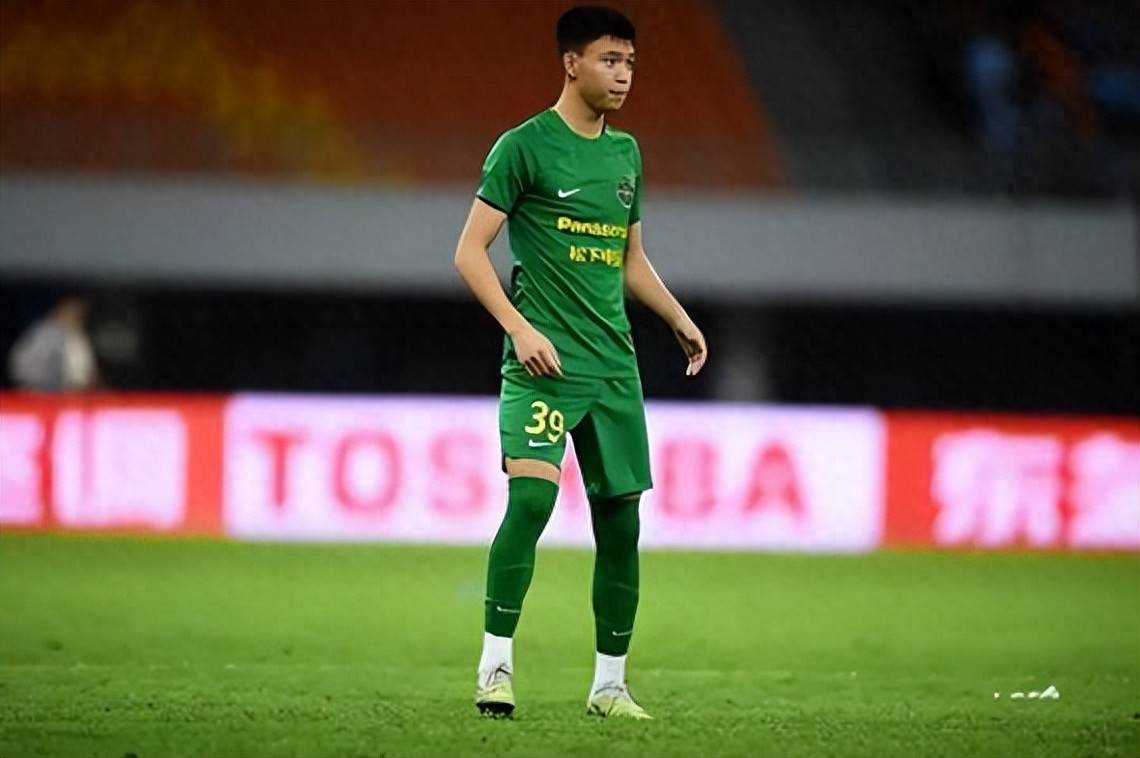 王钰栋被普, 联赛面临不